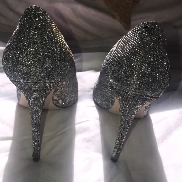 Sparkled pumps - Picture 2 of 3